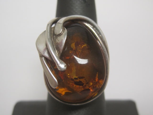 Sterling Silver Amber Ring (1 of 4)