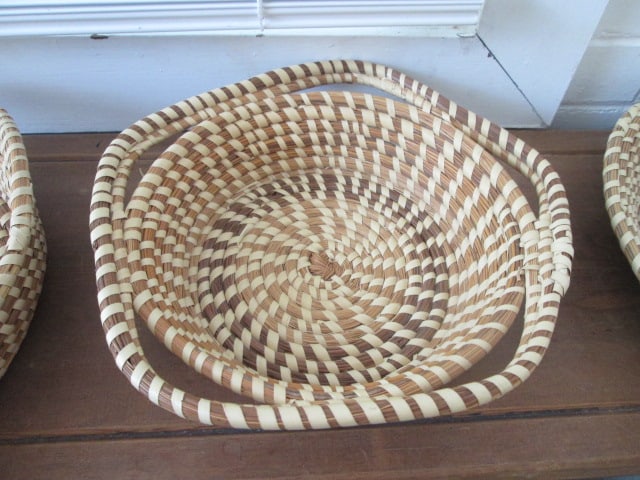Round Gullah Sweet Grass Basket with Star Shape Handle (1 of 6)