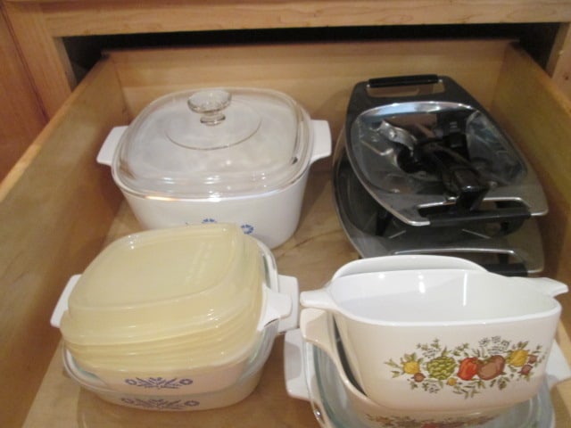 Corning Ware Blue Cornflower and Spice of Life Casserole Dishes, Two Warming Stands (1 of 14)