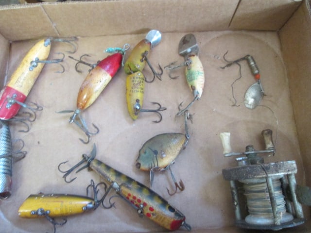 Vintage Heddon Fishing Lurs and Mepps Trout Spinner Lure (1 of 10)