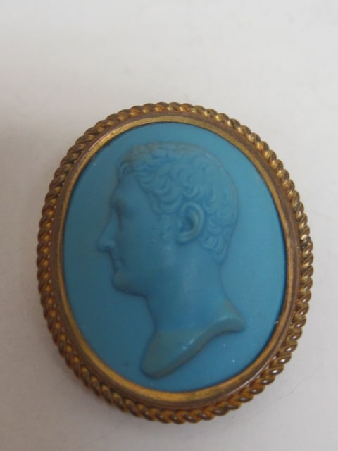 Antique Cameo Style Brooch (1 of 4)