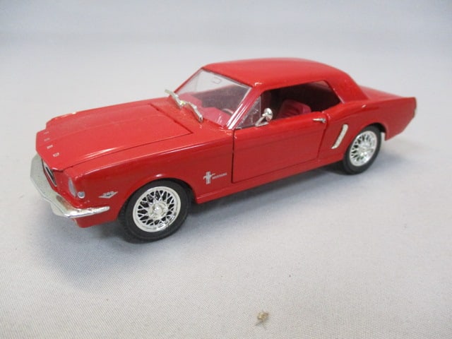 1964 Ford Mustang Diecast Car: .