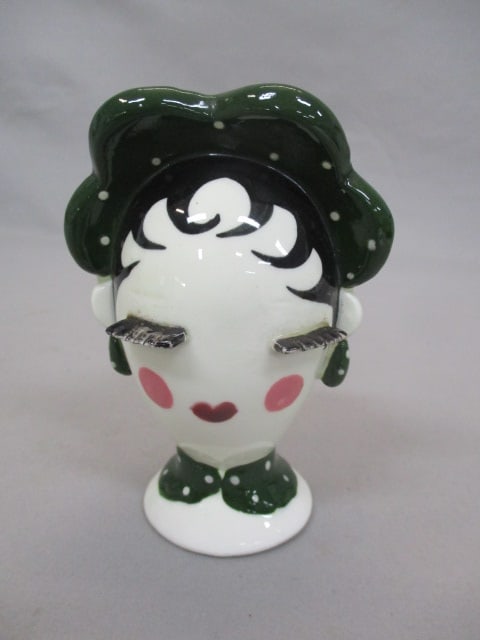 4 1/2" Vintage Mrs Vaudevill Napco Head Vase S1299 (1 of 4)