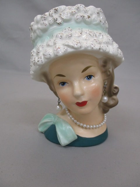 5 1/2" Relpo K1517 Lady Head Vase (1 of 4)