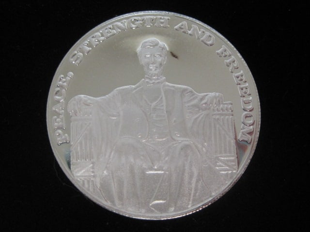 Peace, Stretch & Freedom .999 Fine Silver Half Troy Oz. Round: .