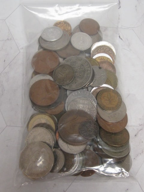 121 Foreign Coin Lot- Some Silver- Estate Mixture (1 of 3)