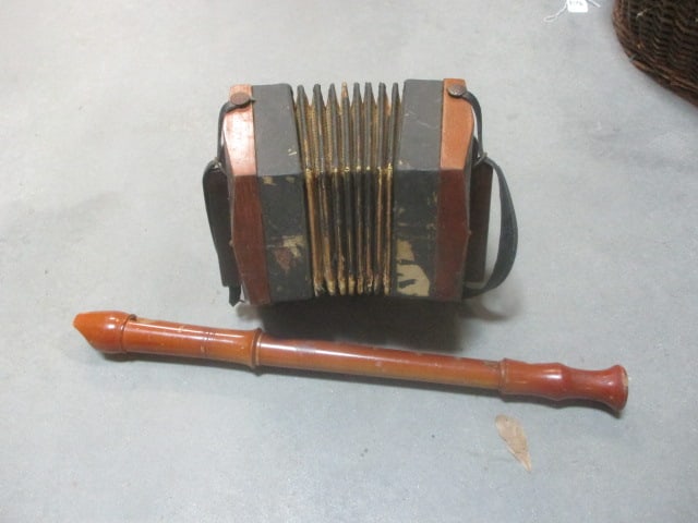Vintage German Accordion and Heidelberg Wood Flute: see pictures and preview for selection and condition