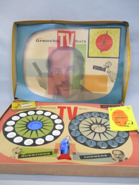 1950 Pressman Groucho TV Quiz Board Game: .
