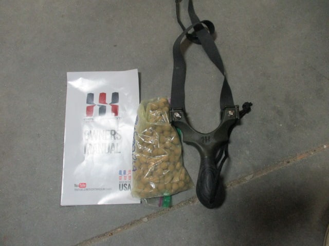 SimpleShot "Scout" Slingshot with Clay Ammo: includes instructions