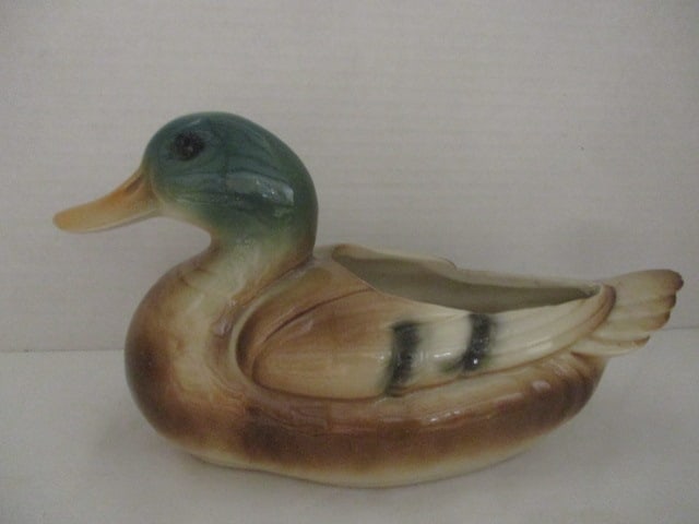 Vintage Handpainted Ceramic Duck Planter (1 of 7)