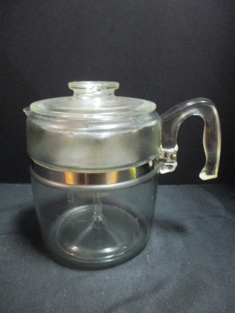 Glass Pyrex Coffee Pot with Glass Inserts.: 9 Cups.