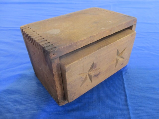 Antique Wood Butter Mold 18th or 19th Century (1 of 5)