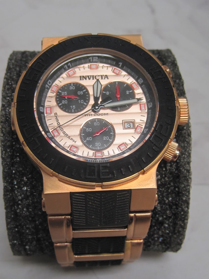 Invicta WR200m Watch: .