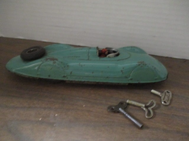 Vintage Dinky Toys "236 Connaught Streamliner F1" Metal Racing Car (1 of 7)