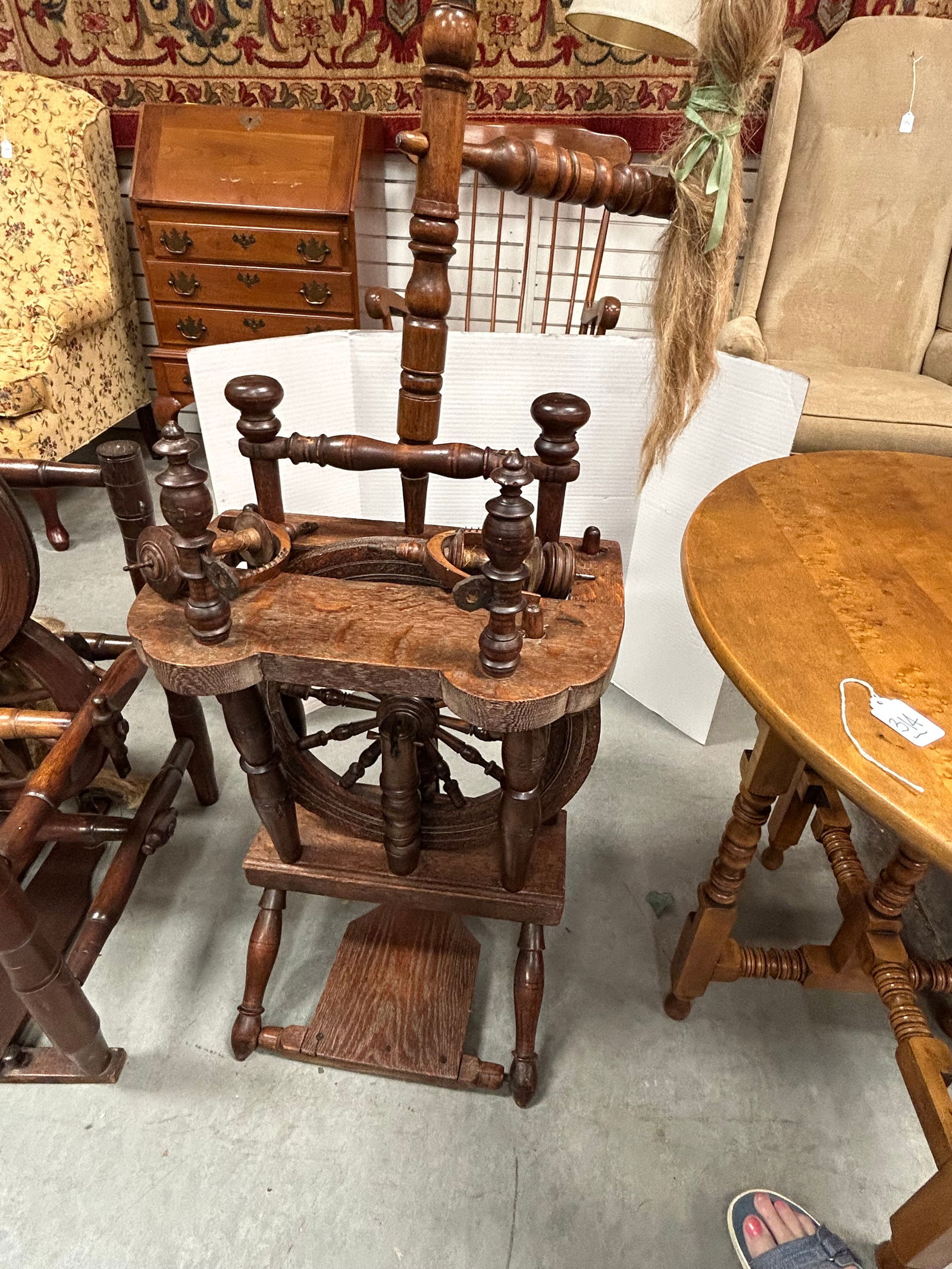 Antique Tiger Oak Soloman Plant Double-Flyer Castle Flax Spinning Wheel (1 of 8)