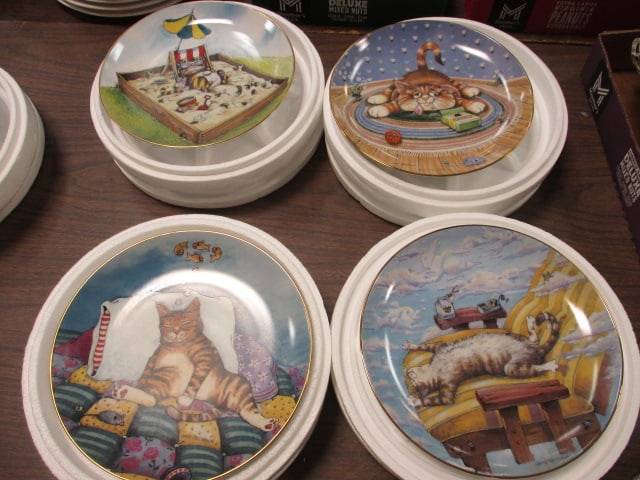 Gary Patterson 'Comical Cats' Collectible (Lot of 4) Plates (1 of 9)