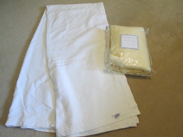 Annie Sleke Co. Pine Cone Hill and LinenSource Cotton King Size Coverlets (1 of 8)