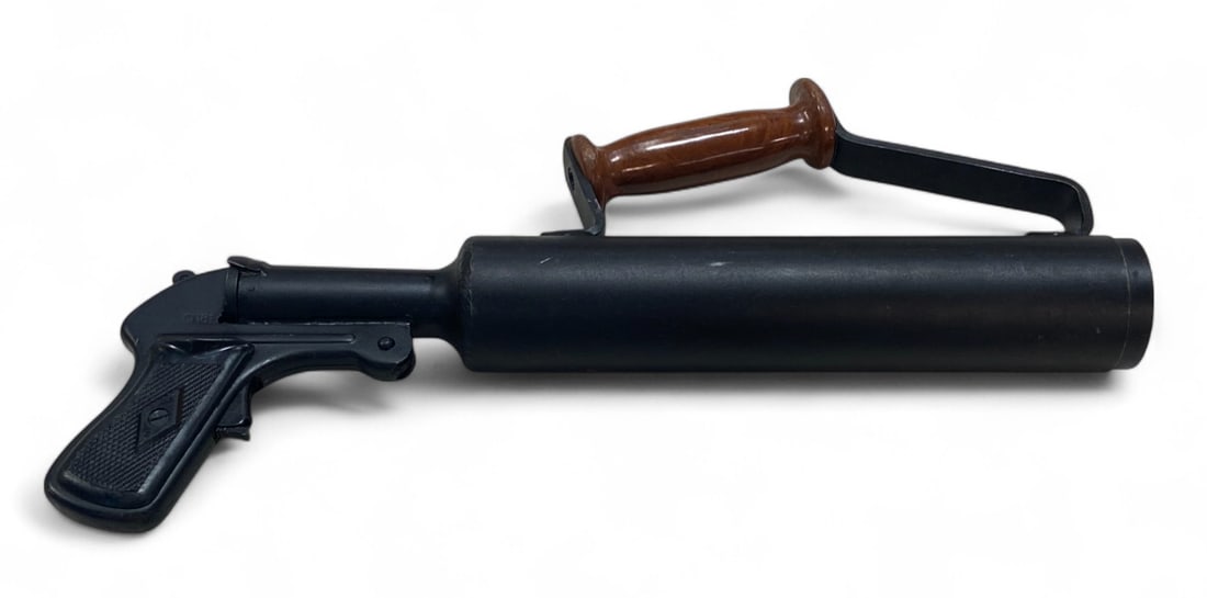 Russian Line Throwing Device: Dated 1993. S#: PN522. Also marked CN81. Mechanically functions. Excellent condition