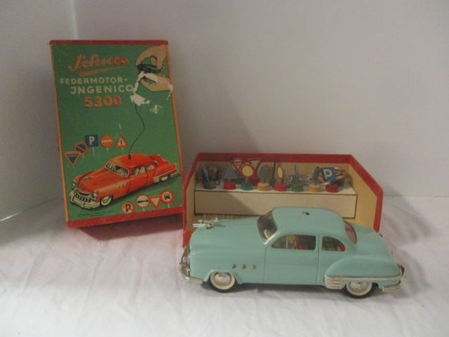 Vintage US-Zone Germany Schuco Federmotor-JNGENICO 5300 Telesteering Car in Original Box (1 of 11)