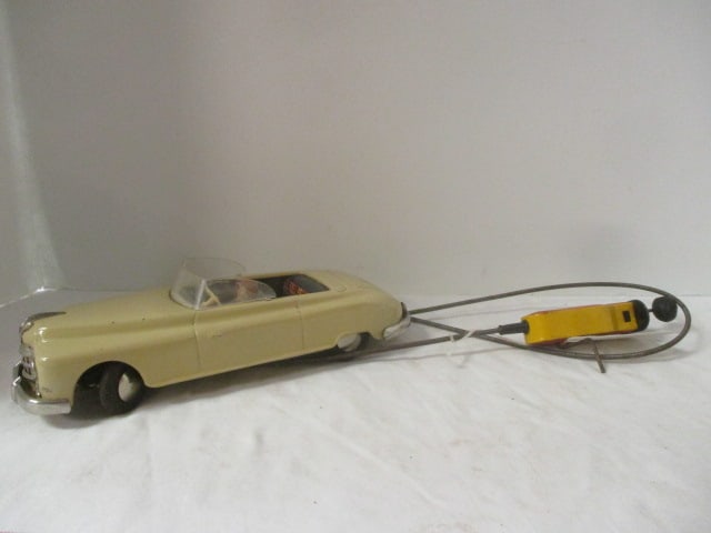 Vintage West Germany Arnold Cable Control Ivory  Convertible Tin Car with Driver (1 of 11)