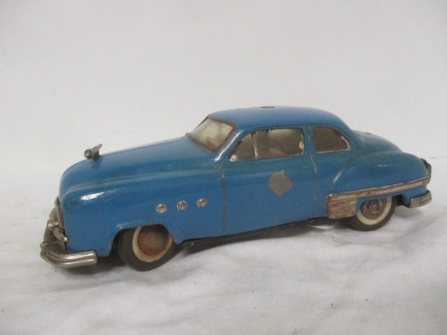Vintage US Zone Germany Schuco Blue 5300 Wind Up Sedan (1 of 7)