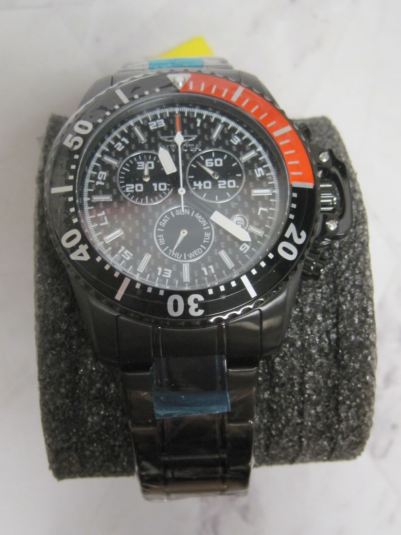 Invicta Pro Diver Watch: .