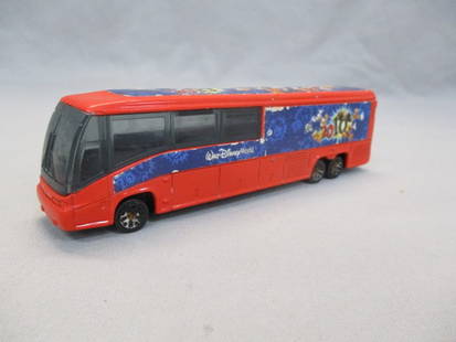 2007 Mattel Matchbox Diecast 2010 Disney Mickey Mouse: Motor Coach Bus 6"x 2"