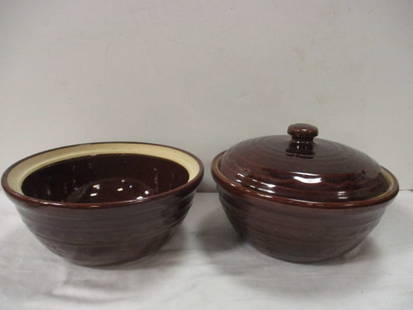 Two Mar-Crest Oven-Proof Stoneware Daisy Dot Lidded Casseroles: Two bowls with one lid, 8 1/2"dia bowl