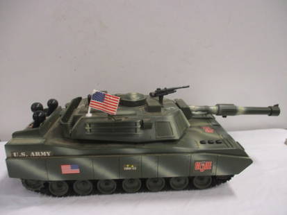 2001 Hasbro "GI-Joe" Battery Operated Toy Tank: untested