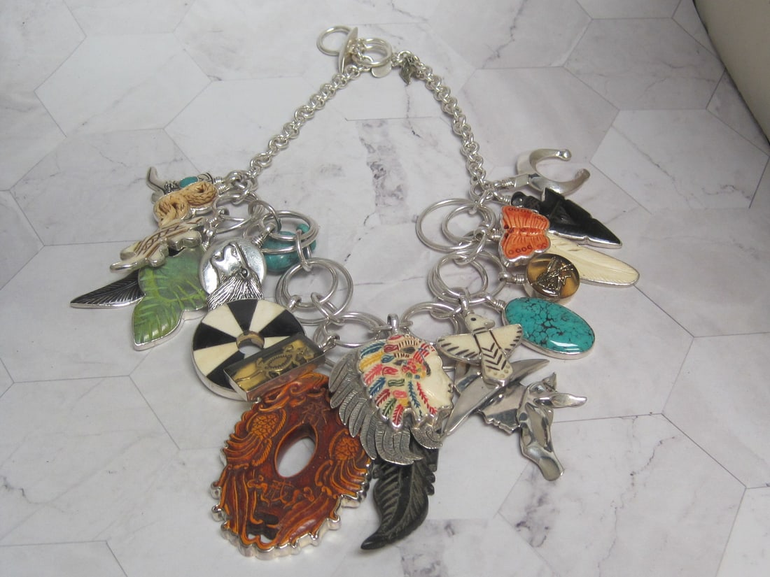 Sterling Silver Que Milagro Charm Necklace (1 of 20)