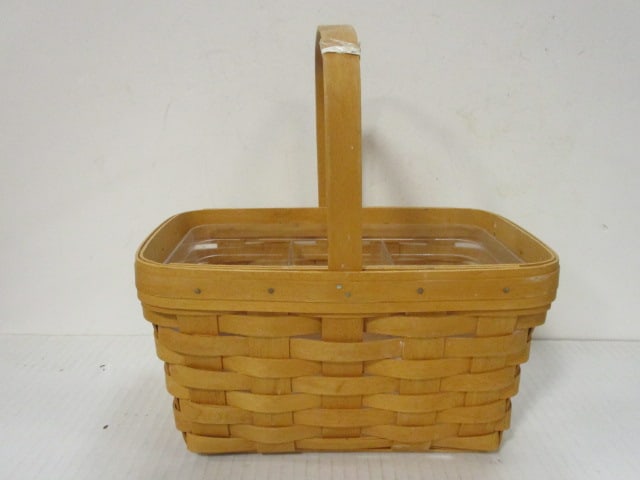 Longaberger 2002 Basket with Plastic Insert (1 of 7)