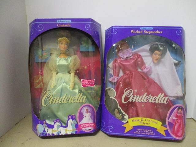 1991 Mattel Disney Classics "Cinderella" Doll and "Wicked Stepmother" (1 of 10)