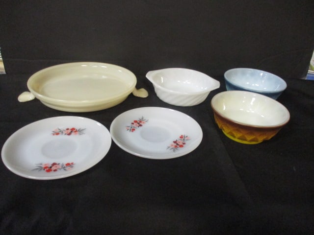 Fire King Vintage Dishes, Trivet or Dish Holder, Three Bowls and Two Saucers.: See Pictures.