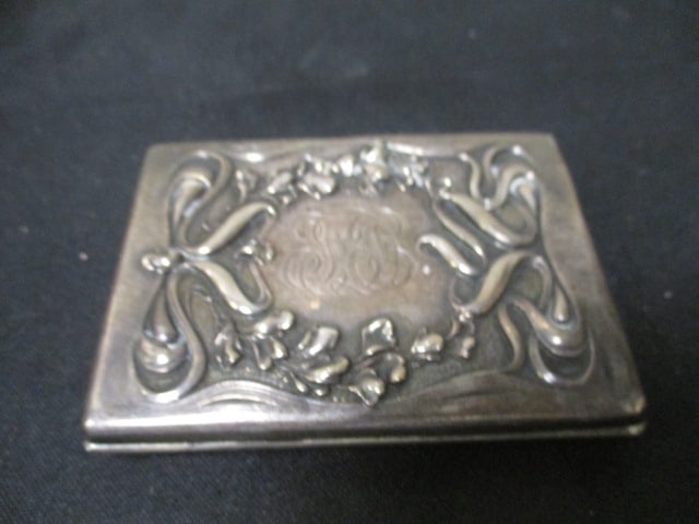 Sterling Compact with Mirror.  (2.51 oz. Without Mirror) (1 of 7)