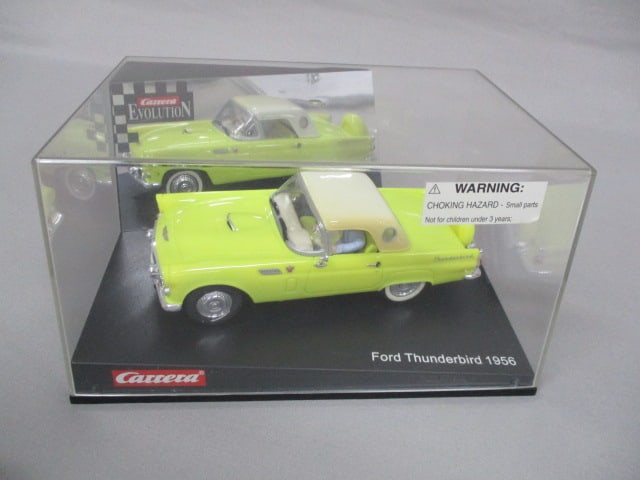 Carrera Evolution 1956 Ford Thunderbird Slot Car (1 of 9)