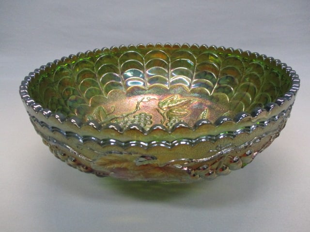 Large Vintage Carnival Glass Bowl Grape Pattern (1 of 5)