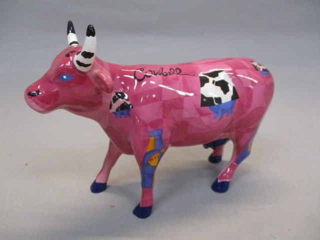 2001 Cow Parade #9203 "Cowbell "Porcelain Figurine 6": .
