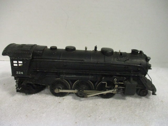 Vintage Lionel "0" Gauge Locomotive #224 Engine: 10"