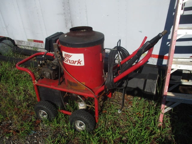 Hotsy Shark Pressure Washer: Local Pickup Only not tested