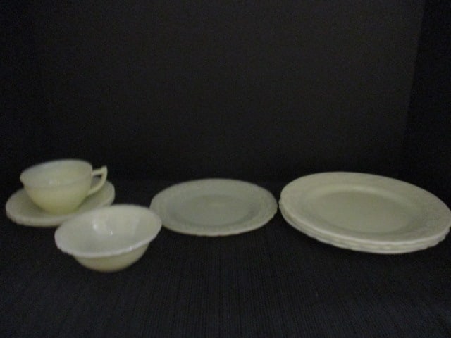 McKee France Ivory Laurel Pattern Uranium Glass Dishes; 4 Plates, 2 Saucers, Cup (1 of 20)