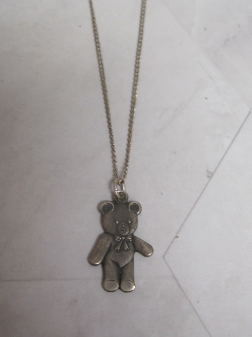 18" Sterling Silver Chain with Teddy Bear Pendant: .