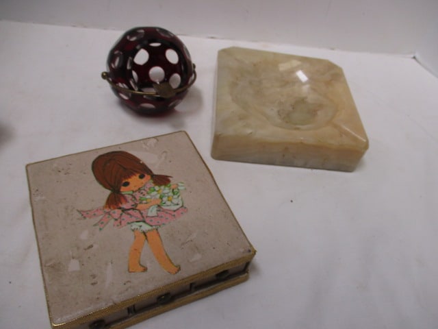 2 Retro Ashtrays and Matchbox Holder: .