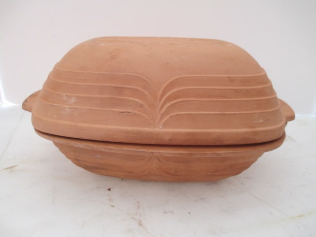 Romertopf Terra Cotta Dutch Oven: 11 1/4" x 8" x 6"