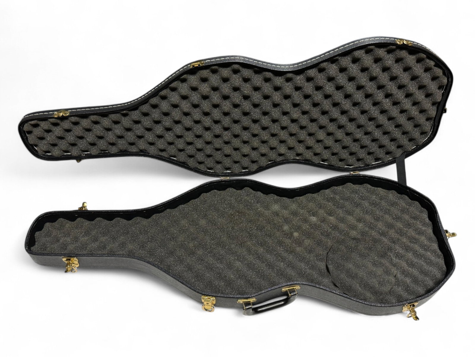 Auto Ordnance Thompson “Tommy Gun” Carbine / Rifle Guitar Case: Exterior of case is excellent. All the hinges and latches are good. Foam inside could use replacement, it is soft and forms really easy. Nice accessory for your Auto Ordnance / Thompson Gun. Measures: