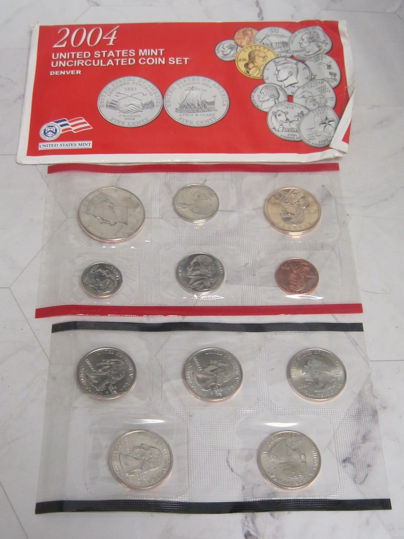 2004 US UNC. Mint Set (1 of 3)