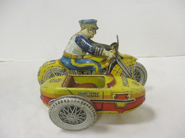 Vintage Marx "Police #3" Yellow Tin Litho Wind-Up Motorcycle with Sidecar (1 of 8)