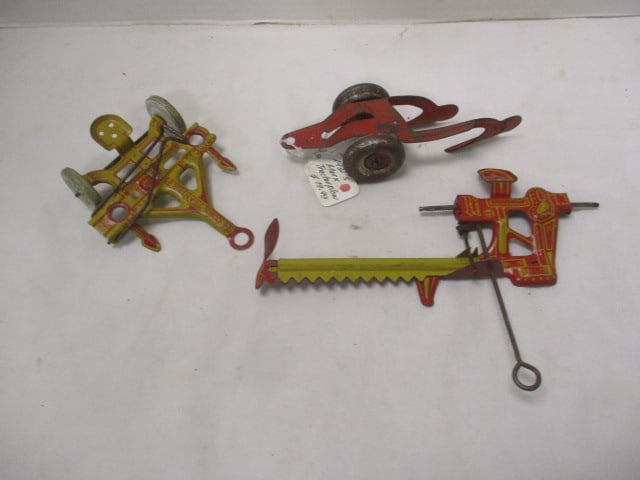 Three Vintage Marx Tin Litho Toy Farm Implements (1 of 9)
