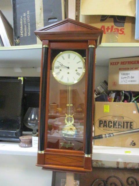 Sligh Wall Clock w/Key: 12 x 6 x 34 (works per consignor)