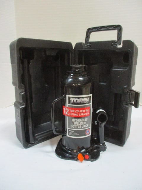 Torin 12 Ton Bottle Jack in Case: .