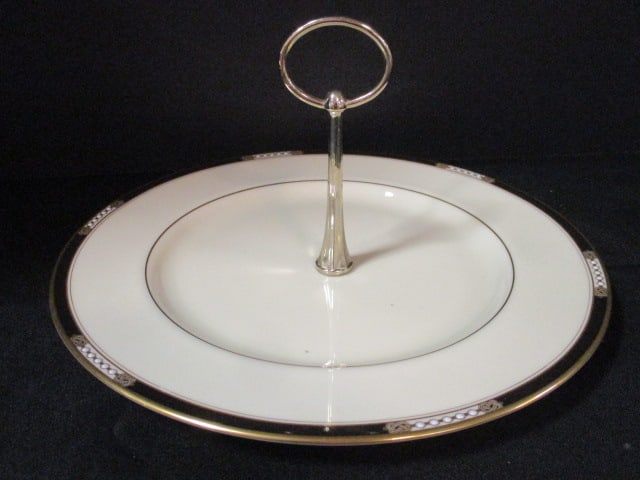 Lenox Presidential Collection "Hancock" Handled Serving Tray (1 of 6)